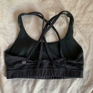 lululemon black energy sports bra